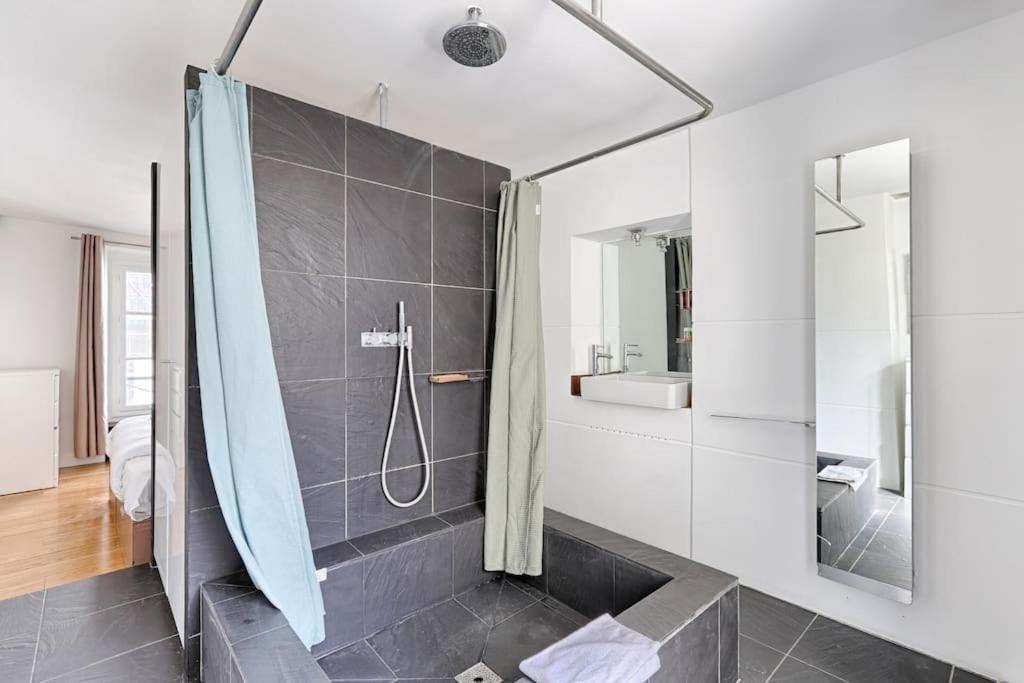 Marais Historical Center Charming 1br Paris